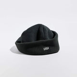 Våga Fleece Beanie in zwart – met omgeslagen rand, vooraanzicht