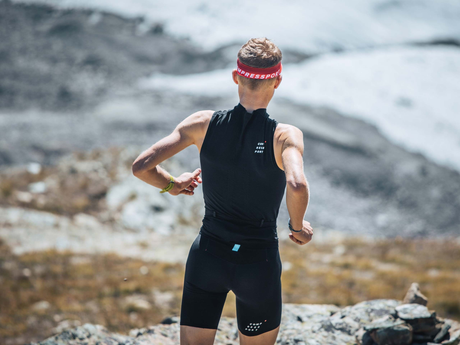 Compressport | Trail Postural Tank | Singlet | Heren | Trail.nl